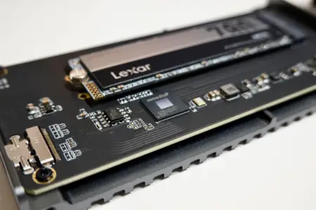 Lexar NVMe SSD mounted on motherboard for Windows 11 clean installation and drive partitioning